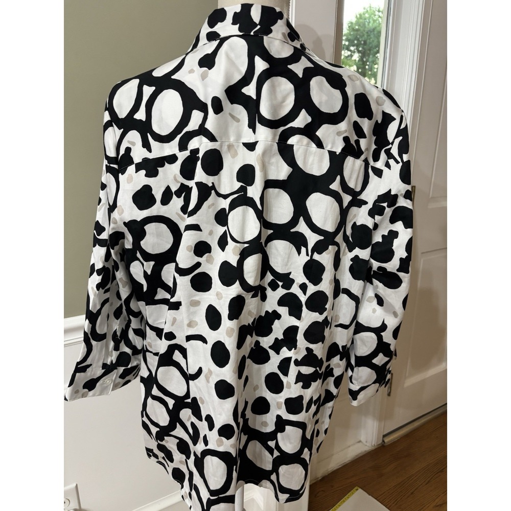 CHICOS Wmn Button TOP 3/4 Cuffed Sleeve BLACK White Beige Circles Sz 3 ( 16 Xl) - Picture 8 of 12